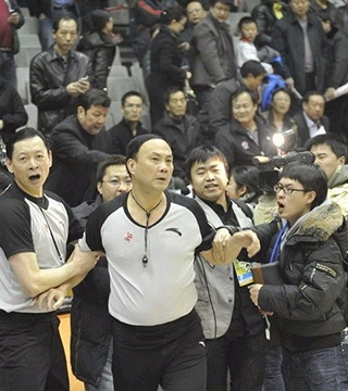 德尚：对接下来的比赛有了一些答案；防守端的储备同样重要（德尚：已明确后续比赛的应对思路，防线厚度同样关键）