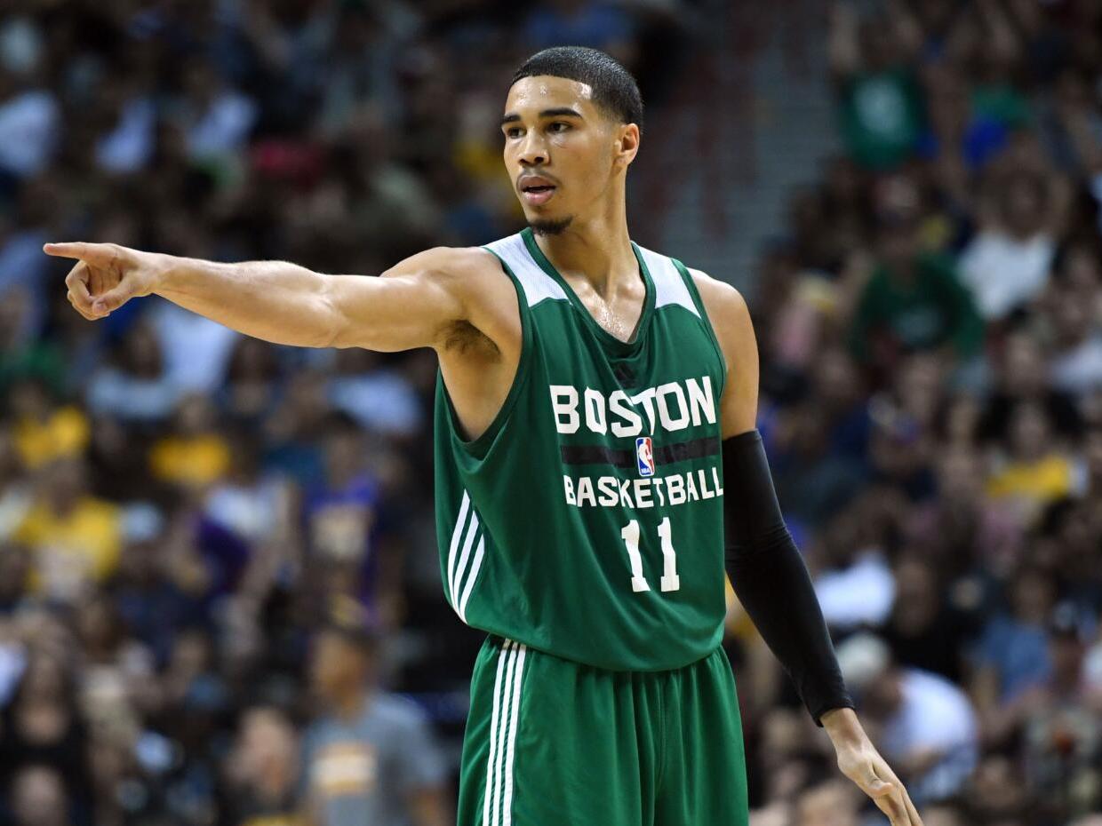 21世纪五大联赛外场球员出场时间榜：C罗、拉莫斯、梅西前3（21世纪五大联赛外场球员出场时间排名：C罗、拉莫斯、梅西位居前三）