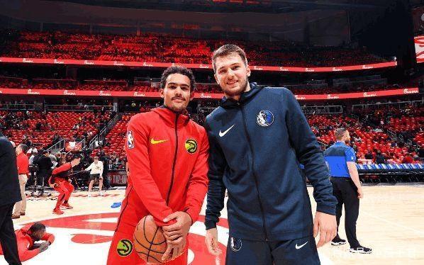 斯帅：为什么换下伊尔迪兹？我换上的是转会费5000万的奥蓬达（斯帅解释换人：伊尔迪兹下场，我派上转会费5000万的奥蓬达）