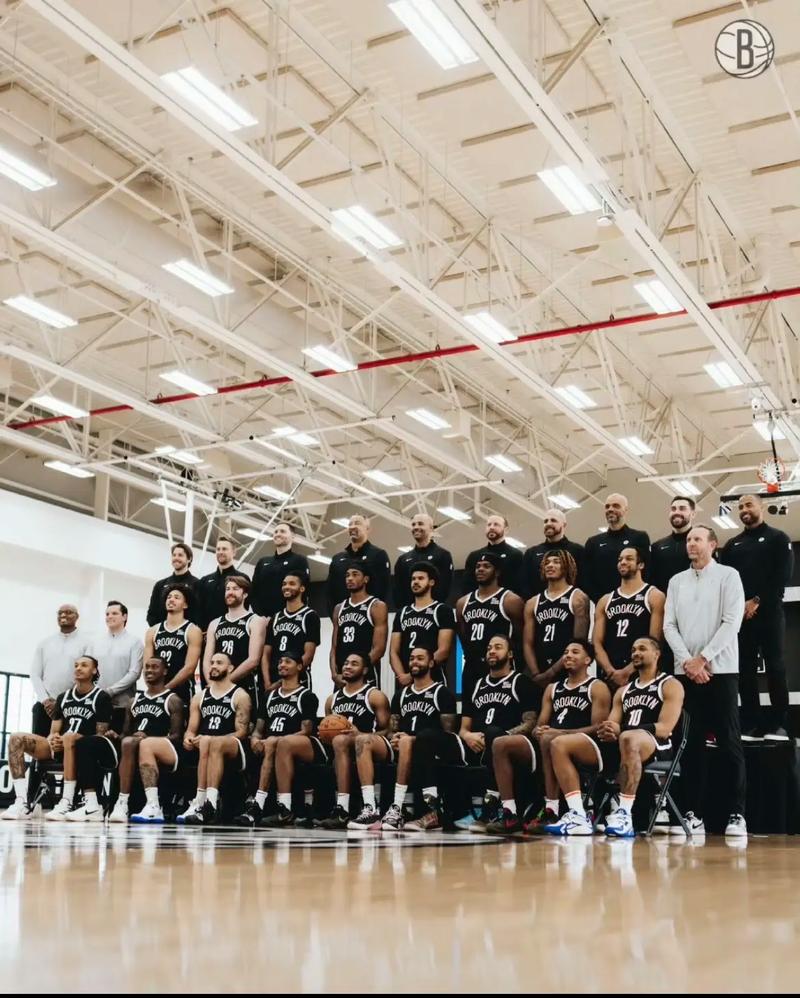 国米半场0-0利物浦，双方互交白卷（国际米兰与利物浦半场战成0-0，僵局未破）